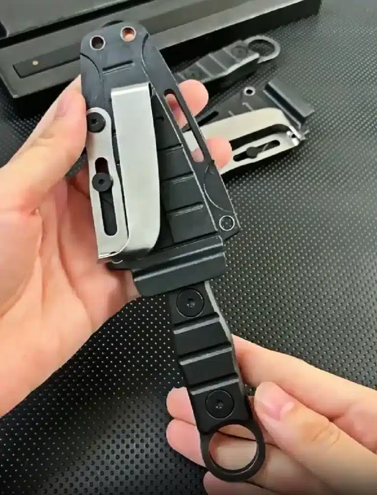 Petit couteau droit d'extérieur 17