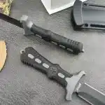 Couteau militaire Five Stars 2