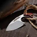 petit couteau à manche courbe 2